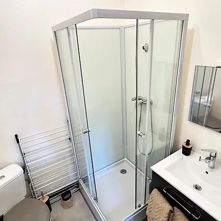 Cosy Aix Les Bains Apartman *